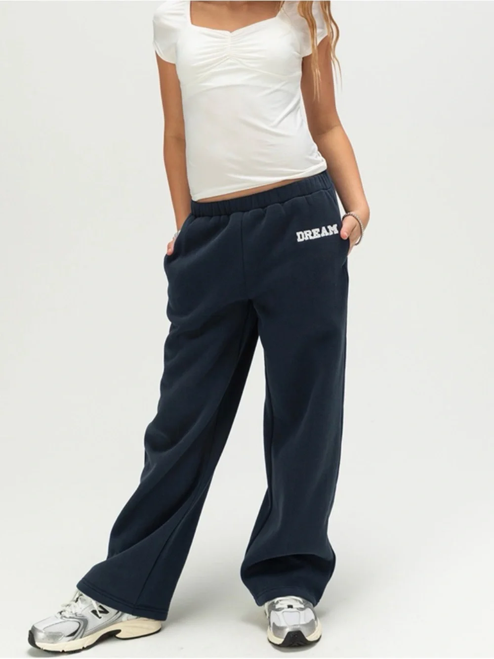 Tilly’s Kids Navy wide leg Sweatpants